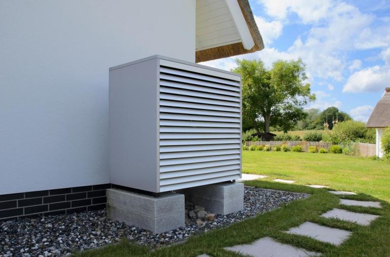 Quel intérêt pour une pompe à chaleur aérothermique à Lons-le-Saunier ?